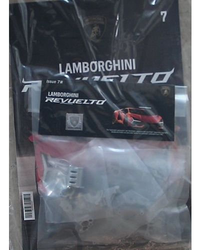 Costruisci la tua Lamborghini Revuelto in scala 1:8