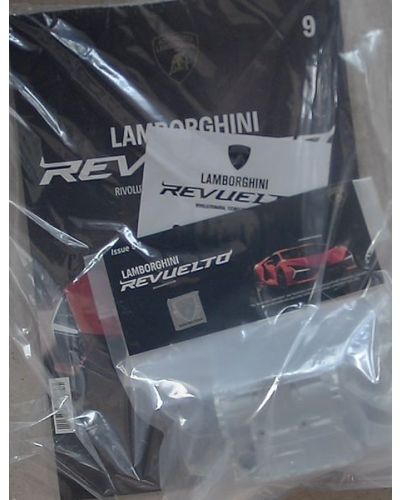 Costruisci la tua Lamborghini Revuelto in scala 1:8
