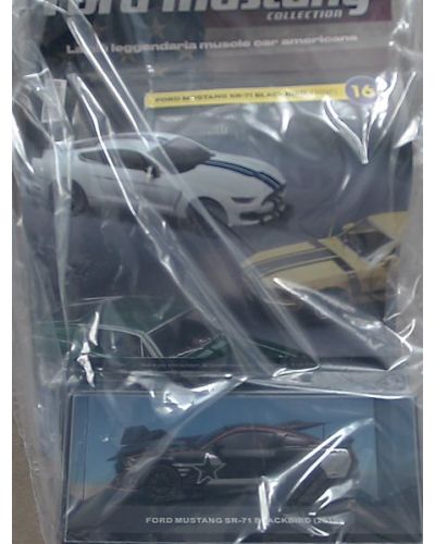 Ford Mustang Collection in scala 1:43